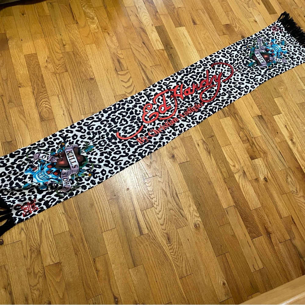 Ed Hardy by Christian Audigier acrylic knit fringed scarf .